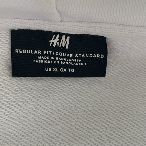 H + M women’s white hoodie - Picture 2 of 2